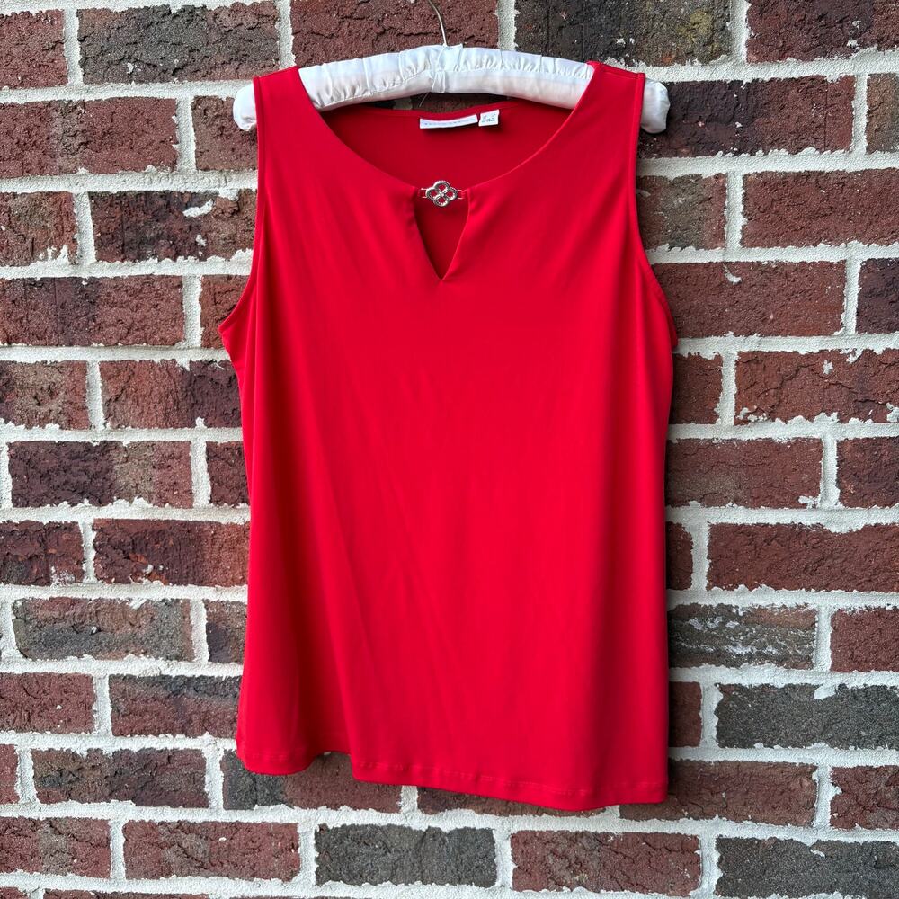 Susan Graver Red Silver Detail Keyhole Sleeveless Top Size L